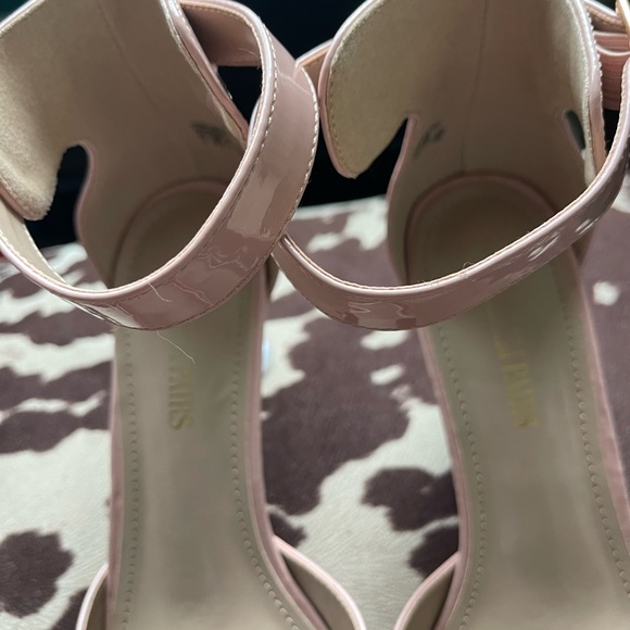Blush Heels - Picture 8 of 9